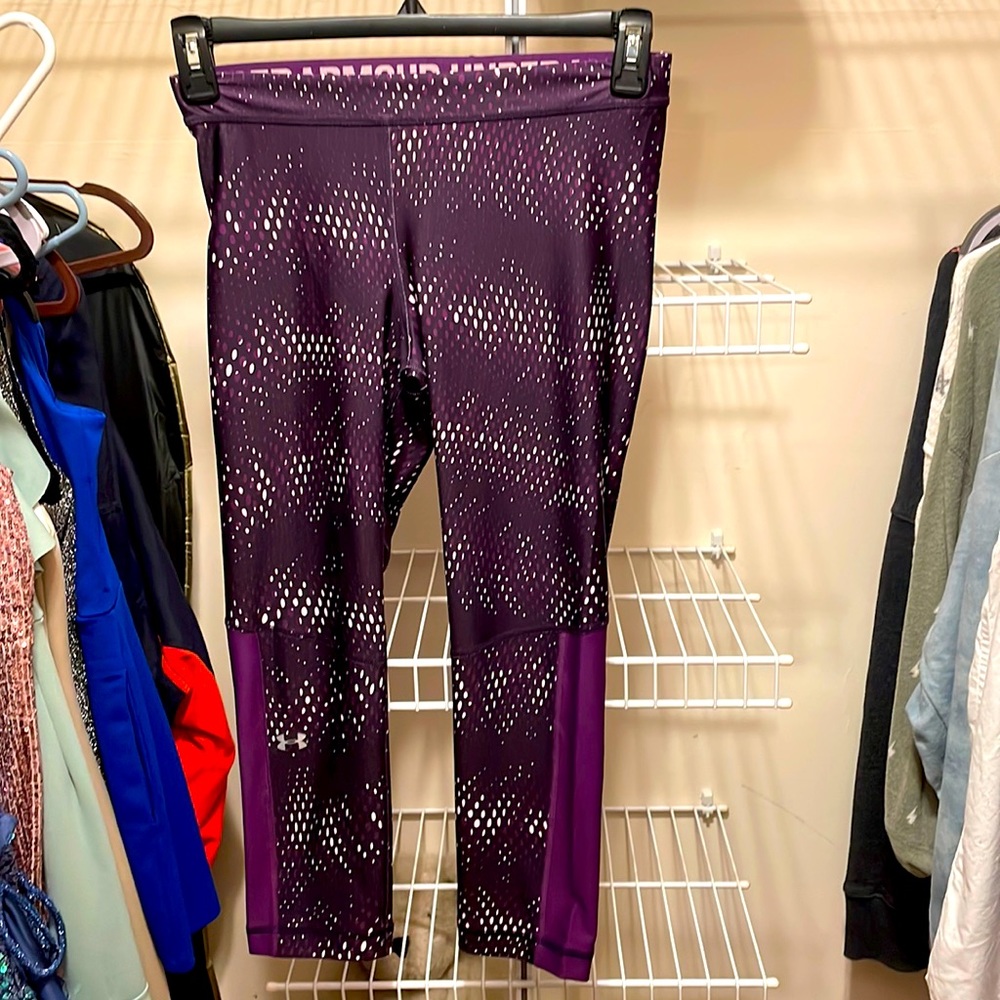 Purple patterned athletic champion leggings.